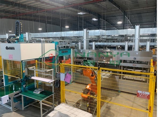 Vollautomatische Formmaschine für die Zuckerrohrzellformung mit großer Kapazität 6000 Stück/h