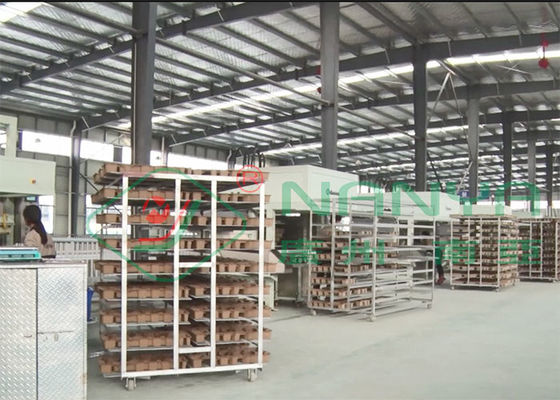 Zermahlen Sie geformten Einsatz-Schock-Beweis 450V Tray Molding Machine