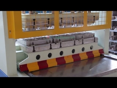 Halbautomatische Warmpressmaschine